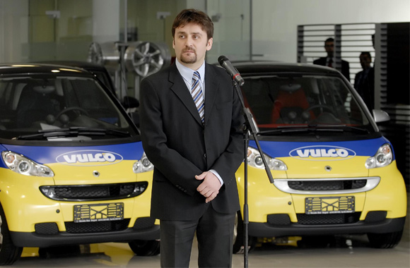 Mercedes-Benz isporučio 15 smart vozila GOODYEAR-u