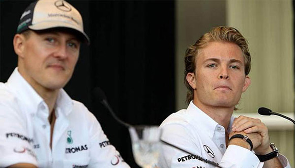 F1 VN Bahreina - Rosberg - Schumacher 1:0