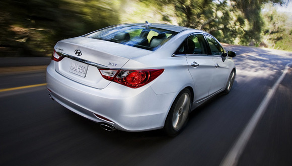 Hyundai Sonata 2.0T: Twin-scroll i GDI za korejski sedan