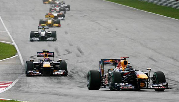 F1VN Malezije - Double Red Bulla, podijum za Rosberga