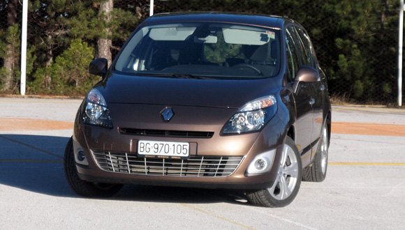 Test: Renault Grand Scenic 1.9 dCi - Za porodicu sa stilom