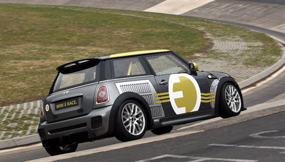MINI E Race: Nordschleife za 9:51.45 min + VIDEO