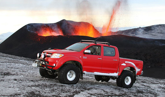 Vulkan na Islandu stopirao avione, ali ne i Toyotu Hilux!