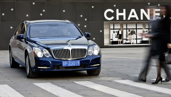 Video: Maybach 62 - Modernizovana luksuzna limuzina