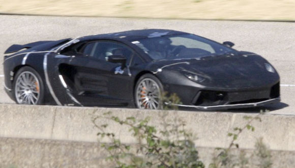 Lamborghini Jota: špijunske fotografije