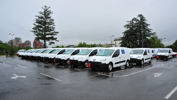 Svečana dodela 54 Peugeot vozila zdravstvenim ustanovama u Srbiji