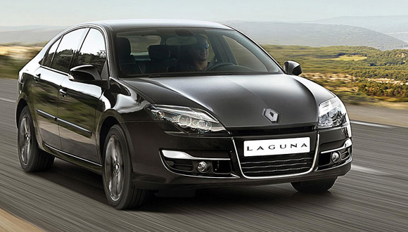 Renault Laguna: dizajnerski retuš i 4Control za sve motorizacije