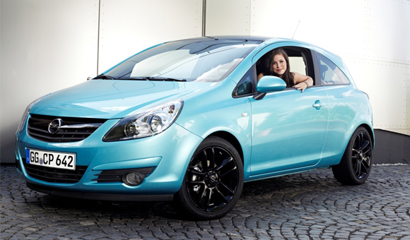 Opel predstavlja Lenu, novog ambasadora svog brenda