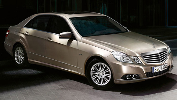 Mercedes-Benz klase E: Novi oblik LED dnevnih svetala