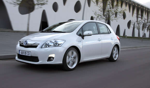 Toyota Srbija: Stimulativna akcija za kupovinu vozila na hibridni pogon!