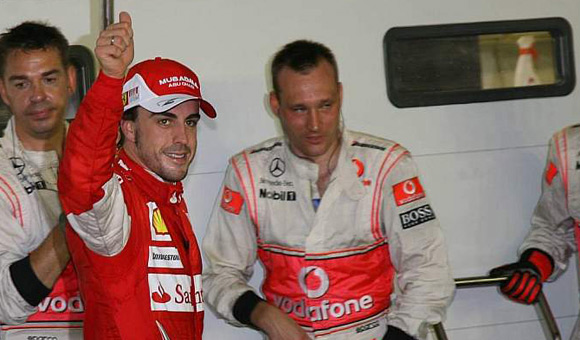 F1 VN Singapura - Pobednik Alonso, lider i dalje Webber