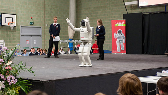 Honda istraživanje: život sa humanoidnim robotima