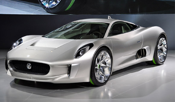 Jaguar C-X75: Četiri elektromotora i dve turbine