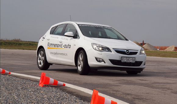 Opel dan u centru NAVAK
