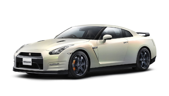 Unapređen Nissan GT-R za 2011. godinu