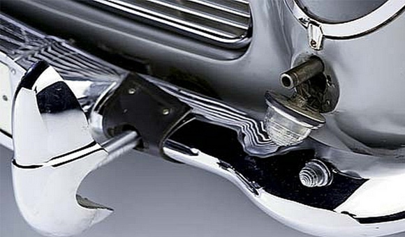 Automobil Jamesa Bonda za prodaju