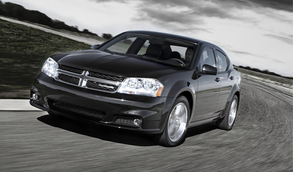 Dodge Avenger 2011: Novi dizajn, menjač i motori