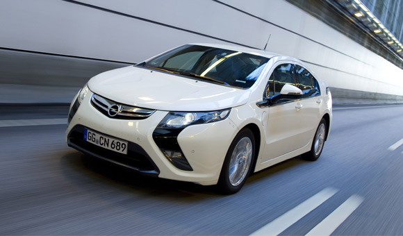 Opel Ampera – električni automobil sa cenom od od 42,900 eura