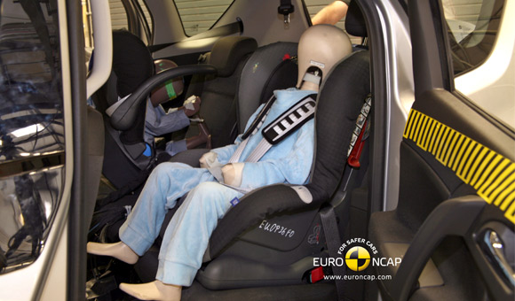 Pet Euro NCAP zvezdica za Opel Merivu