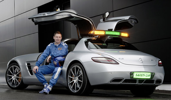 Formula 1 - Mercedes Safety car iza sebe ima 250 trka