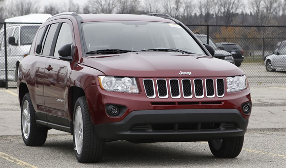 Jeep Compass 2011: špijunske fotografije