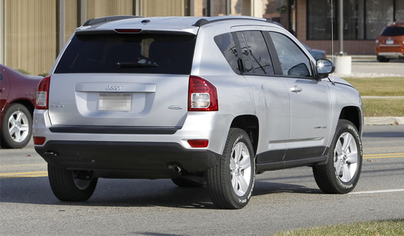 Jeep Compass 2011: špijunske fotografije