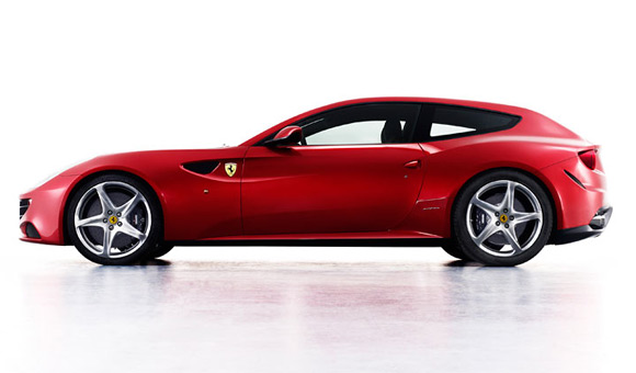 Ferrari FF: Prve fotografije i informacije