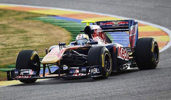Formula 1 - Toro Rosso otkrio dizajn STR6