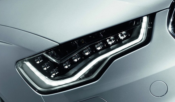 Tehnika - Audi A6: 64 LED od Hella