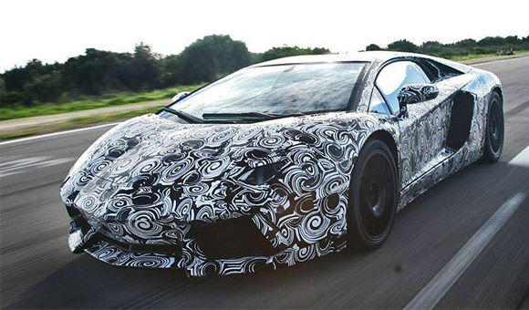 Lamborghini Aventador: prva zvanična fotografija
