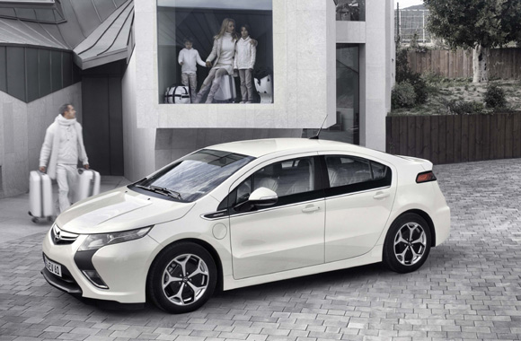 Proizvodna verzija Opel Ampera modela: Svetska premijera u Ženevi