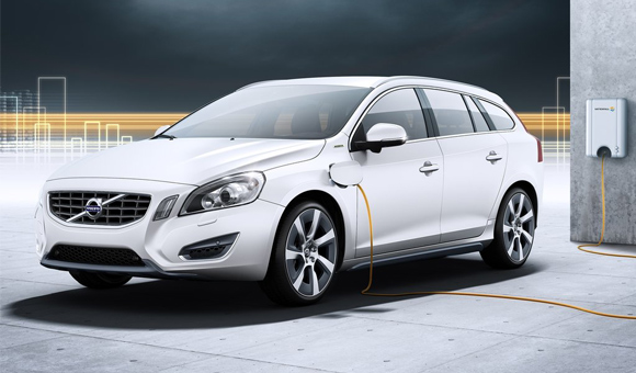 Video: Volvo V60 Plug-In Hybrid – Dizel i elektromotor