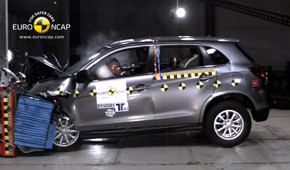 Maksimalnih 5 zvezdica za Mitsubishi ASX na Euro NCAP 