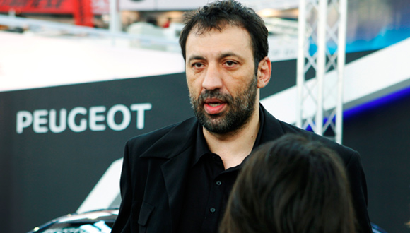Vlade Divac na štandu Peugeota