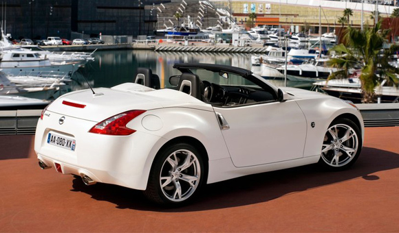Nissan 370Z i 370Z Roadster: Modernizacija za 2011. godinu