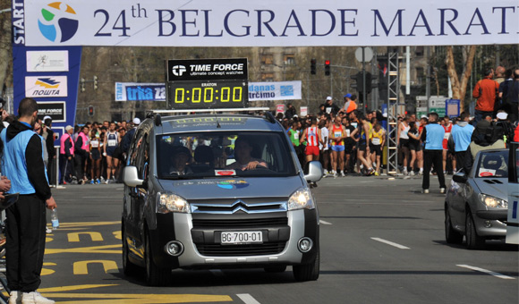Citroeni ponovo predvodili maratonce