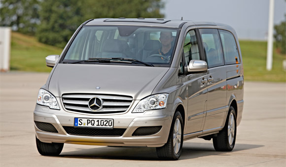 Mercedes-Benz Beograd: Dan otvorenih vrata