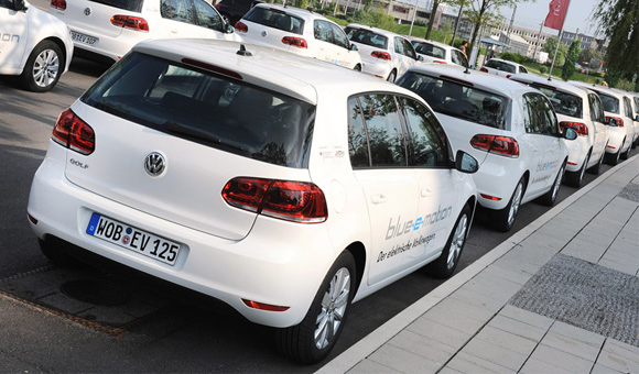 Električni VW Golf blue-e-motion na ulicama Wolfsburga