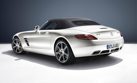 Mercedes-Benz SLS AMG Roadster: leti i bez krila