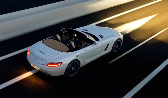 Video - Mercedes-Benz SLS AMG Roadster: vožnja i zvuk motora