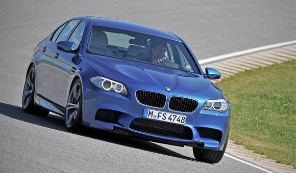 Video: BMW M5 – U gradu i na stazi