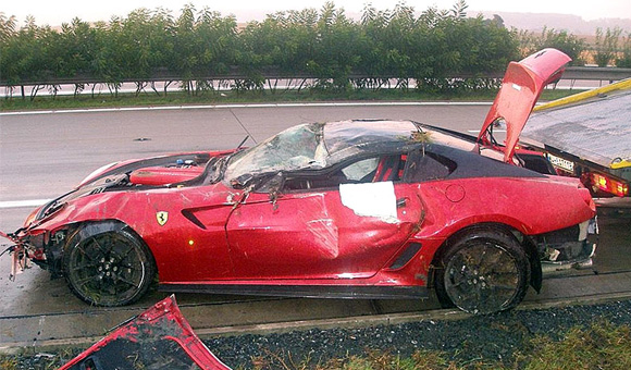 Ferrari 599 GTO uništen na autoputu D11