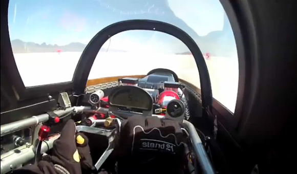Video: Brzina 685 km/h iz kokpita!