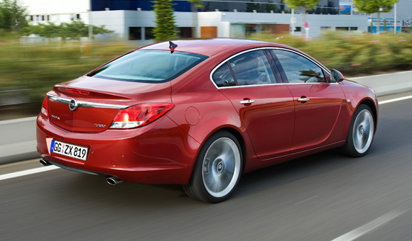 Opel Insignia 2012: Opelov adut nastavlja uspešnu priču