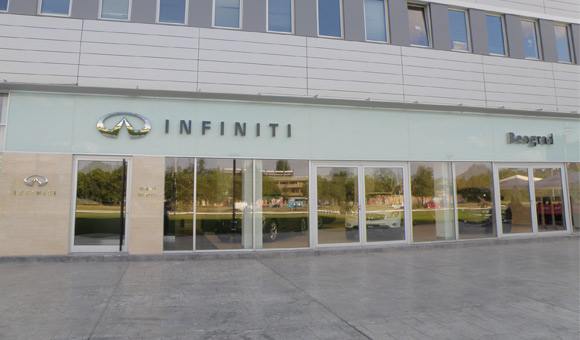 Grand Motors: Infiniti u novom salonu