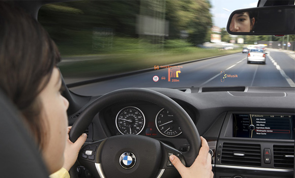 BMW: Novi head-up displej u boji