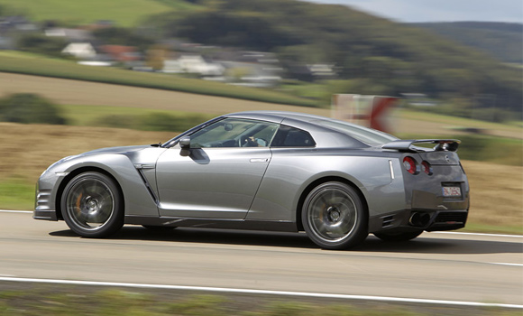 Nissan GT-R (2012)