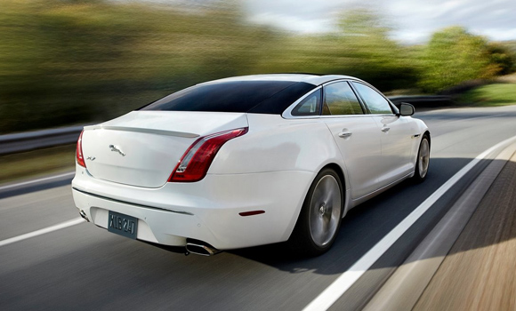 Jaguar XJ Sport Pack i Speed Pack: Više brzine za najveću mačku