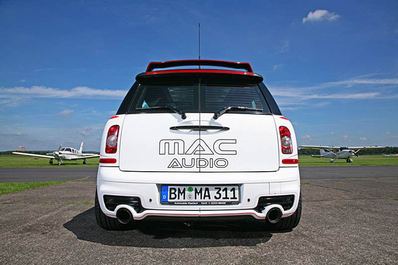 Mini Clubman JCW: Dobar zvuk i izgled od Wimmera