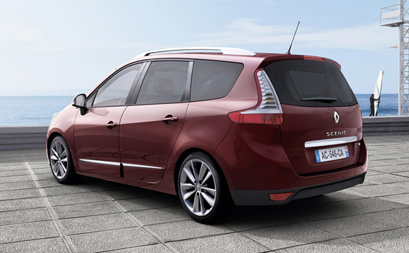 Renault Scenic (2012): Prvi facelift i novi motori